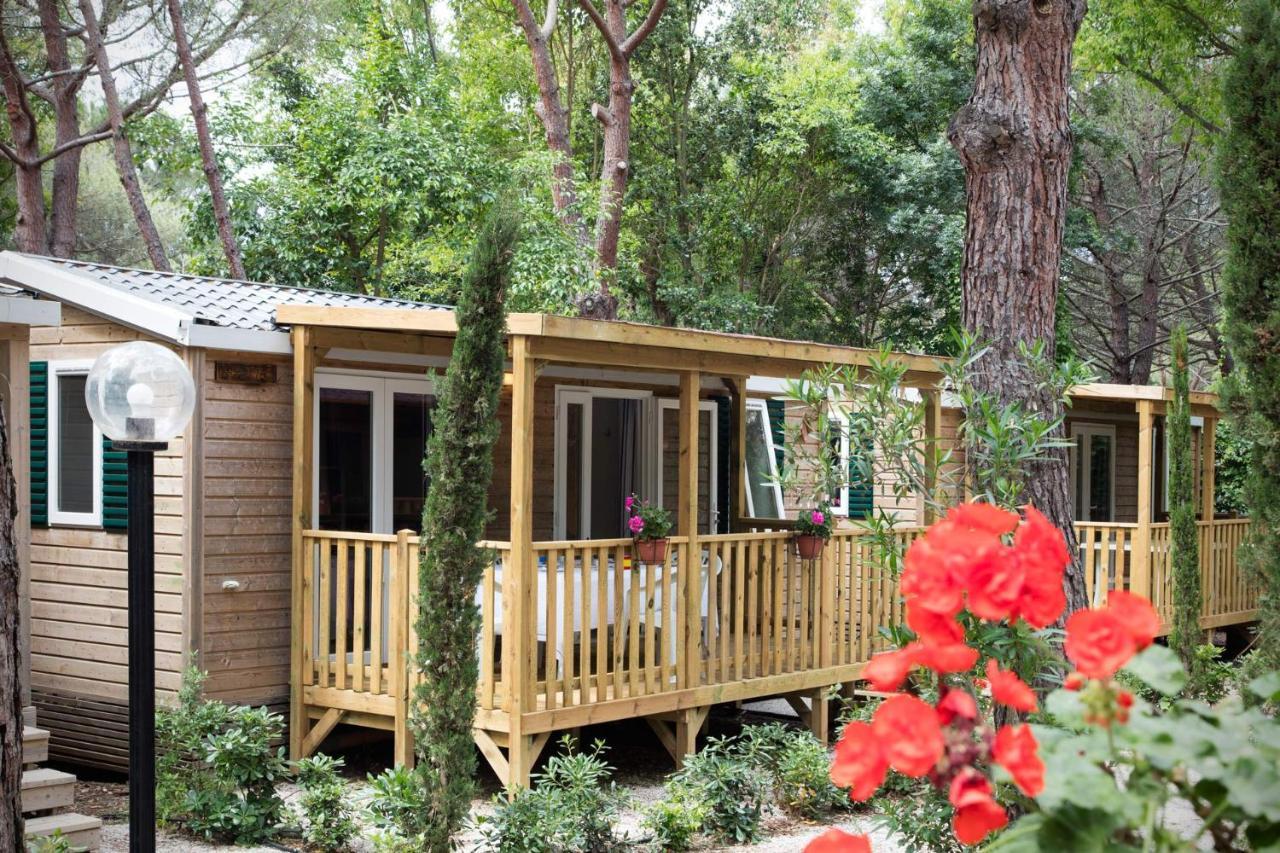Camping Village Il Gineprino Marina Di Bibbona Exterior photo